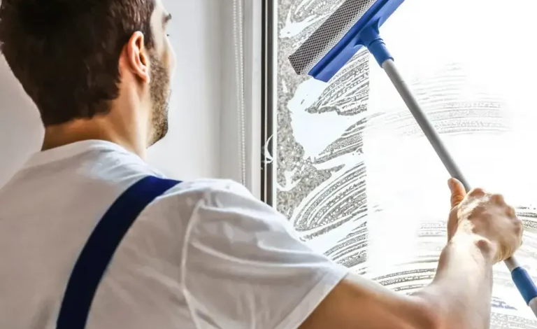 Gold Coast Window Cleaning Services for Homes and Businesses