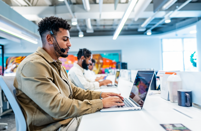 IT Helpdesk Services Essential Support for Business Efficiency - miroirpmu - miroir pmu