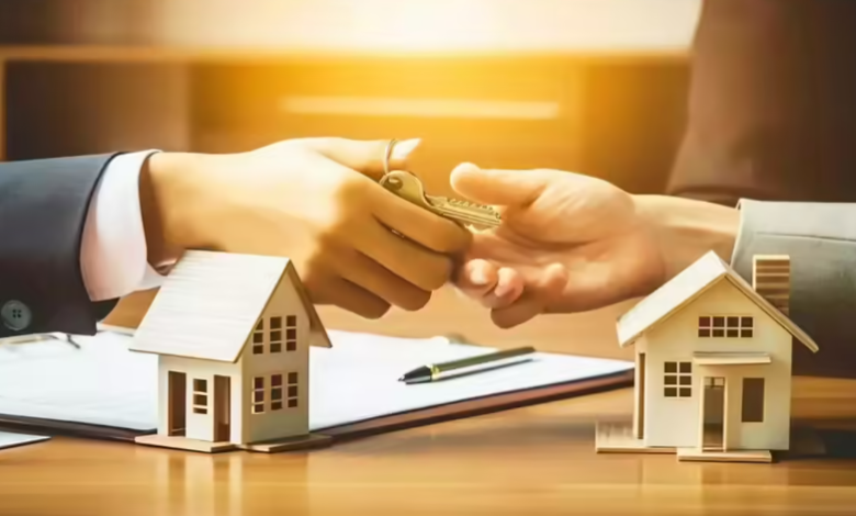 Younger Australians Turn to Quick Cash Loans as Consumer Debt Levels Rise Faster Than Incomes