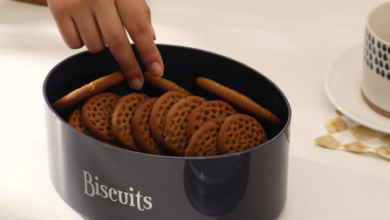 Biscuit Storage Tin: Fresh and Organized Solution for Your Cookies