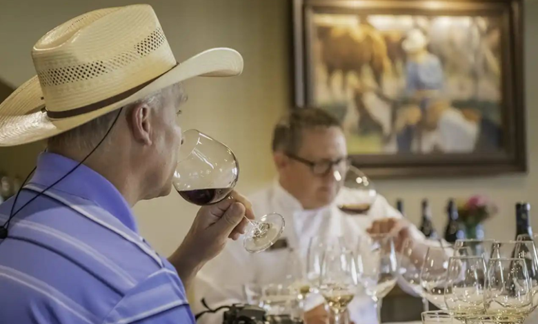 The Culinary Resort Strategy: Eat Like a Local, Sleep Like a Guest